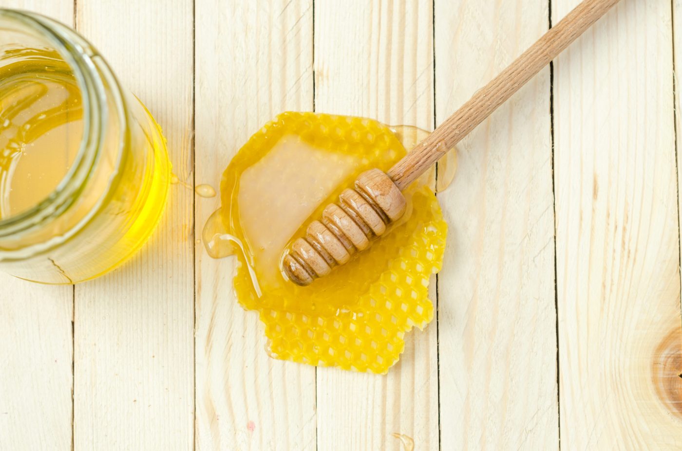 A Super Food to Feed your Bones – Honey￼